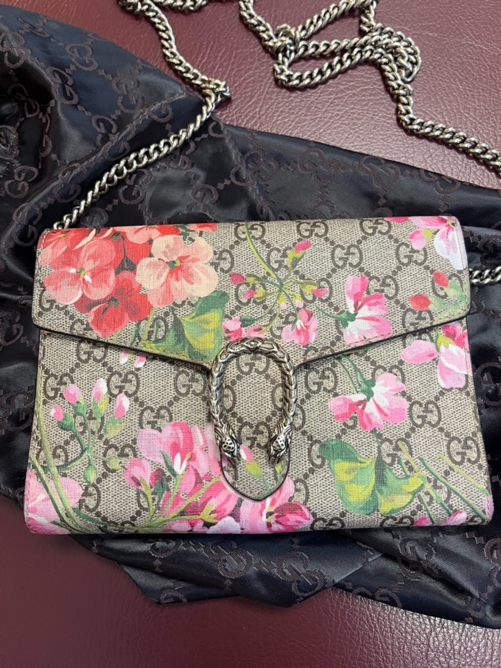 GG Supreme Monogram Blooms Mini Dionysus Chain Wallet Beige Multicolor Dry Rose